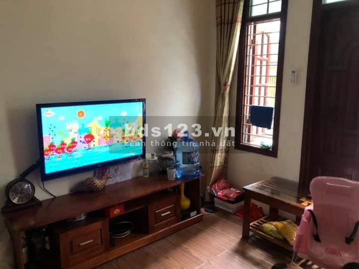Nhanh tay kẻo lỡ, nhà tịa trung tâm Cầu Giấy.DT 23m2x5T, MT 3.5m, giá 2.9 tỷ