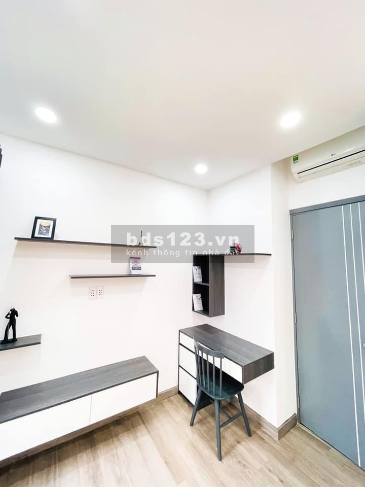 Bán nhà mới HXH Quang Trung P10 Gò Vấp, DT 32m2, 2 tầng tặng full NTCC giá 3.75 tỷ có TL