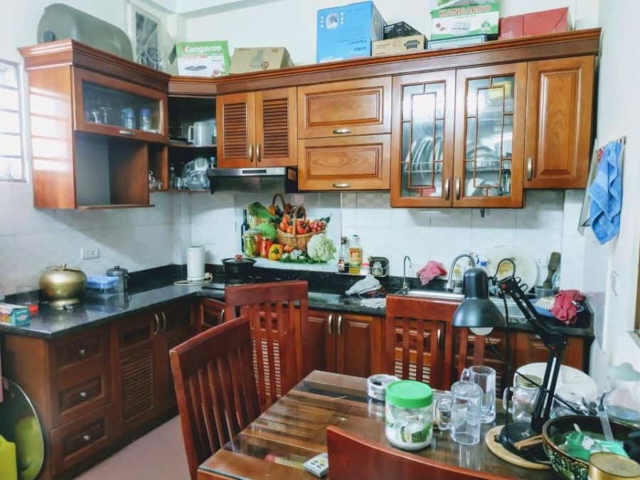 Bán nhà Cổ Linh, Long Biên, 42m2 x 4 tầng, ô tô đỗ cửa, gần hồ