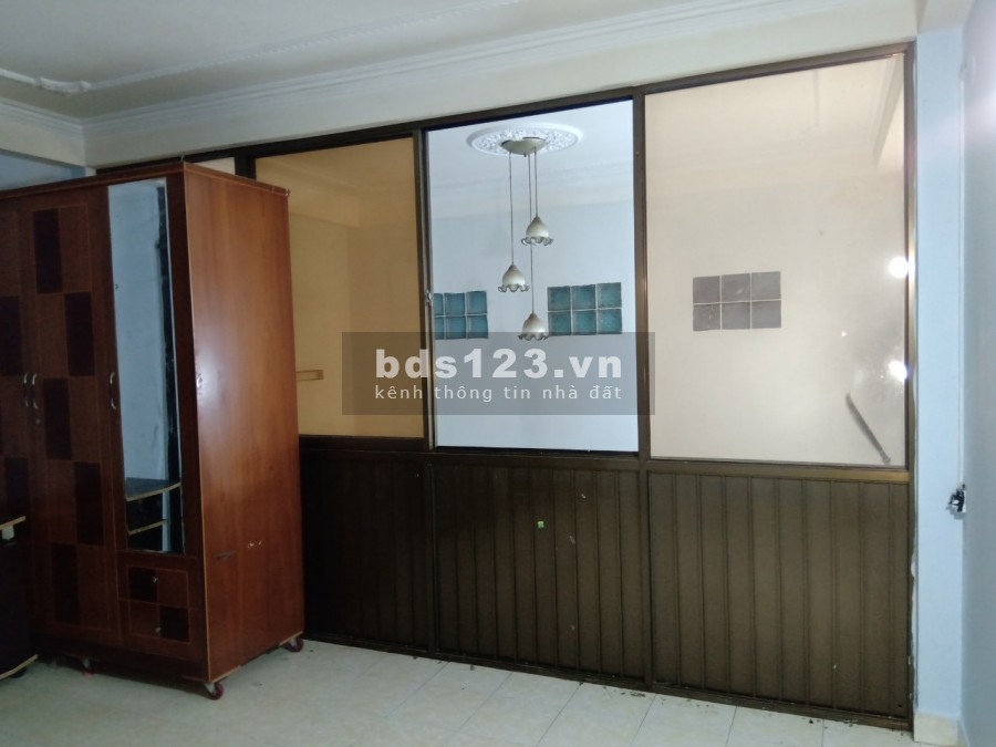 Bán nhà đường Đồng Xoài gần chợ Hoàng Hoa Thám quận Tân Bình