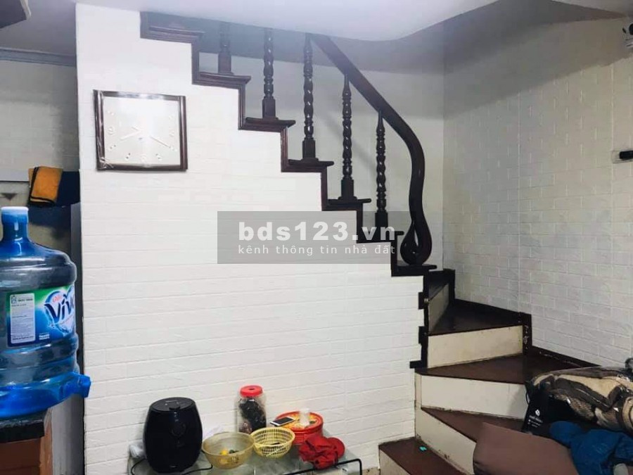 Bán nhà đẹp Nguyễn Khánh Toàn 5 tầng 40m2