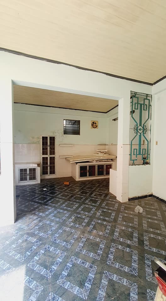 Bán nhà mặt tiền đường Hồ Bá Kiện Phường 15 Quận 10 109m2 18.4 tỷ
