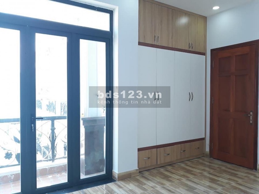 BÁN NHÀ 3 TẦNG QUẬN TÂN BÌNH, HỒNG LẠC, 60M2 - GIÁ CHỈ 6.350 TỶ
