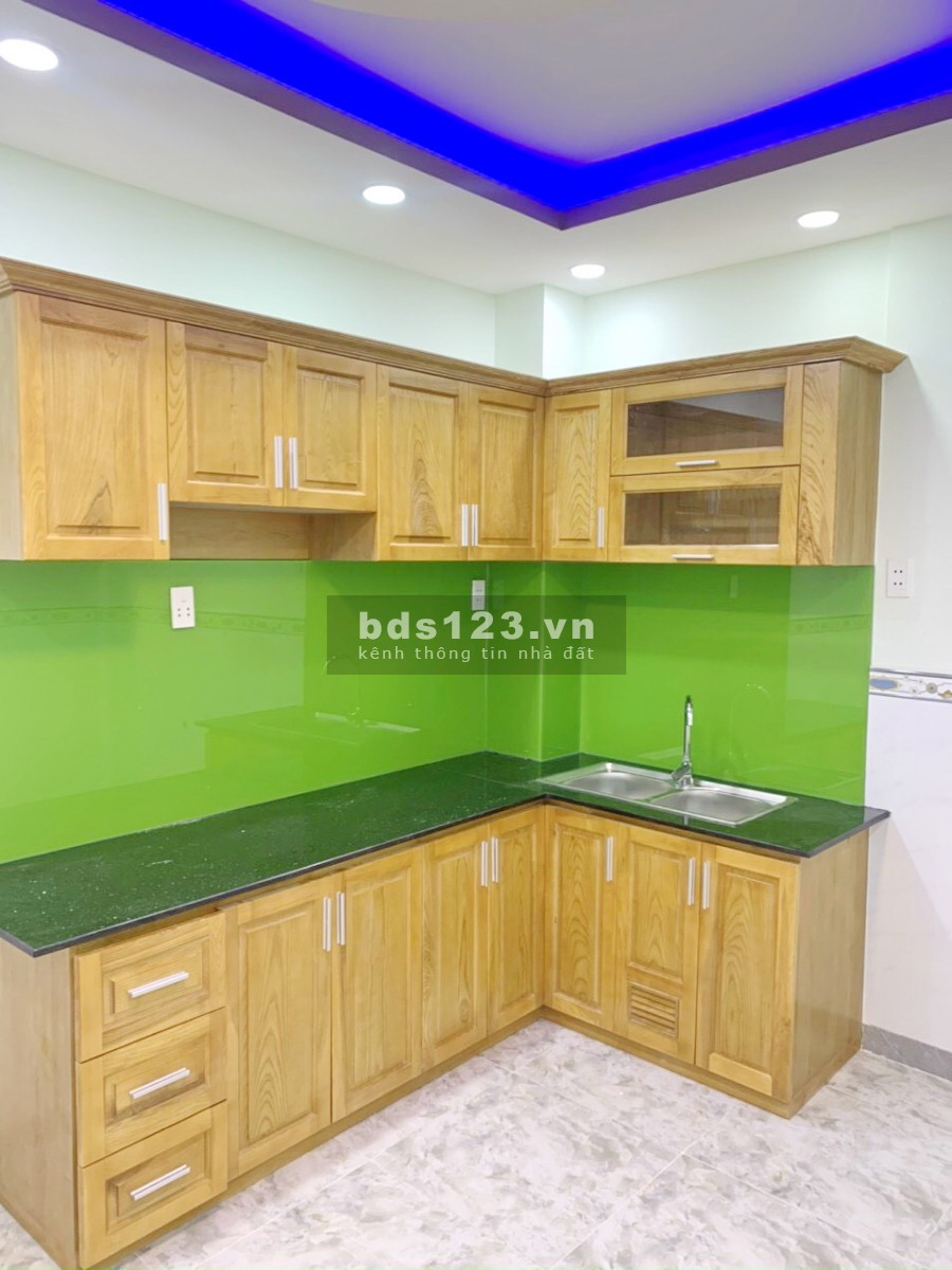 Bán nhà mới 1 lầu hẻm 4m đường Bùi Minh Trực Phường 5 Quận 8