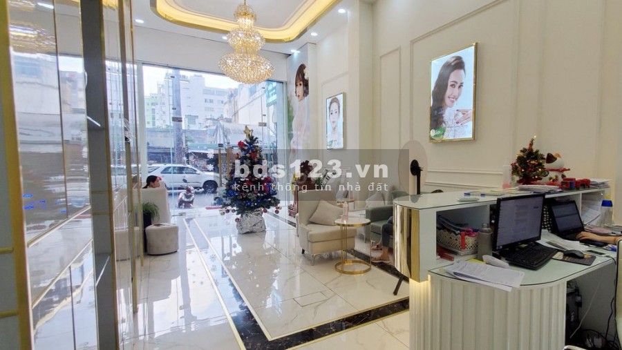 Cho thuê NNC Mặt tiền Nguyễn Trãi, P.2, Q. 5. 7 x15m.