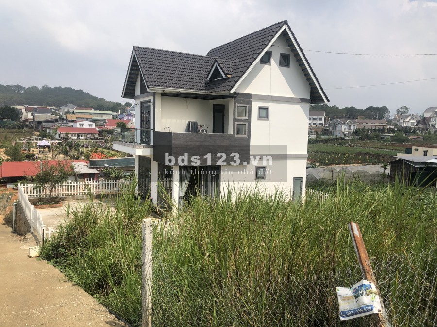 Bán lô đất biệt lập 2 mặt tiền xây biệt thự nghỉ dưỡng ngay gần thung lũng Tình Yêu, thành phố Đà Lạt.