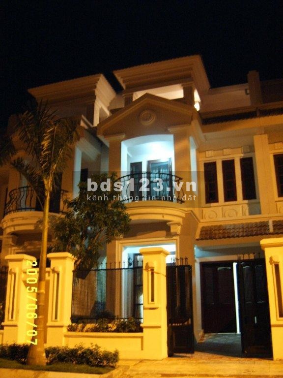 Cần bán siêu biệt thự ciputra khu C kiến trúc Lào 127m2 giá là 22,7 tỷ bao phí, nội thất víp pro