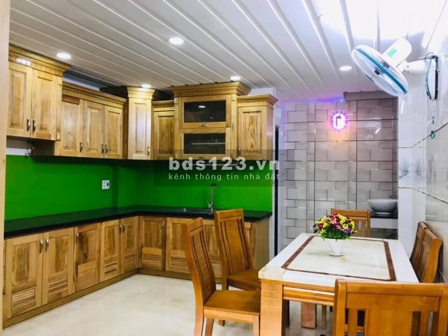 CHÍNH CHỦ BÁN NHÀ PHỐ 2 MẶT TIỀN HẺM XE HƠI ĐƯỜNG QUANG TRUNG, GÒ VẤP.. SỔ HỒNG.