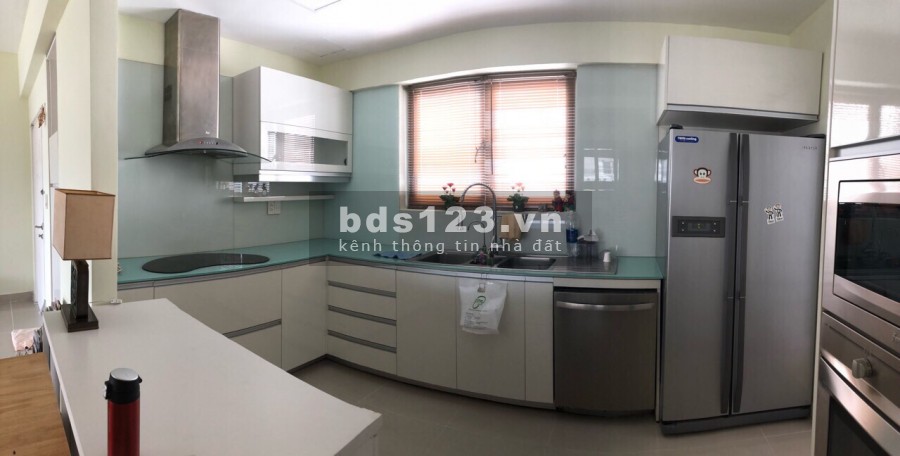 Cần cho thuê căn hộ cao cấp Garden Court 1 trung tâm PMH giá rẻ 25tr500 căn 145m2 view Đông Nam nhìn bến du thuyền