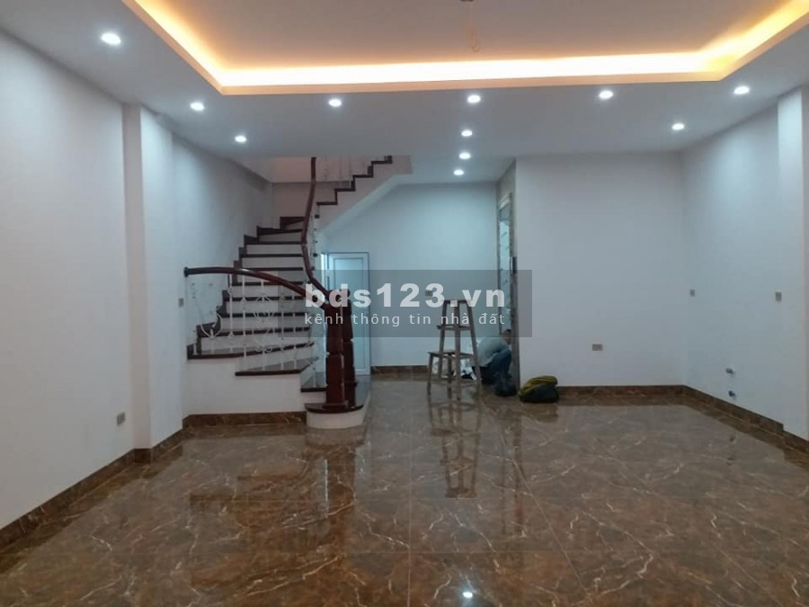 Bán nhà mới xây 73m2 x 6 tầng thang máy phố Vân Hồ 3, view Công Viên giá 11,5 tỷ. LH 0912442669