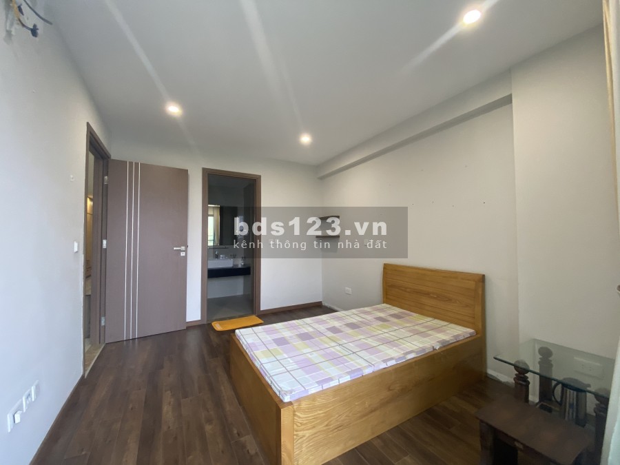 Bán căn hộ đủ đồ 114m2, 3PN tòa L4 Ciputra, view sân golf giá 6 tỷ. LH 0966286718 Ms Lý