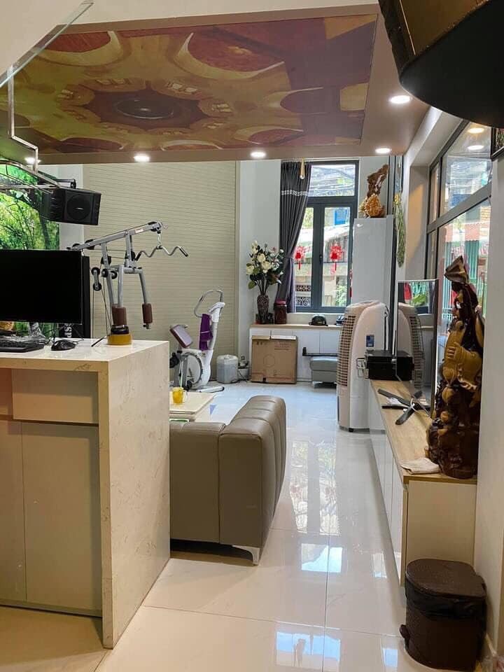 BÁN GẤP NHÀ ĐẸP LUNG LINH Ngang 10m, Lô Góc 2 mặt tiền, 5 Tầng, 75m2, 12 Tỷ.