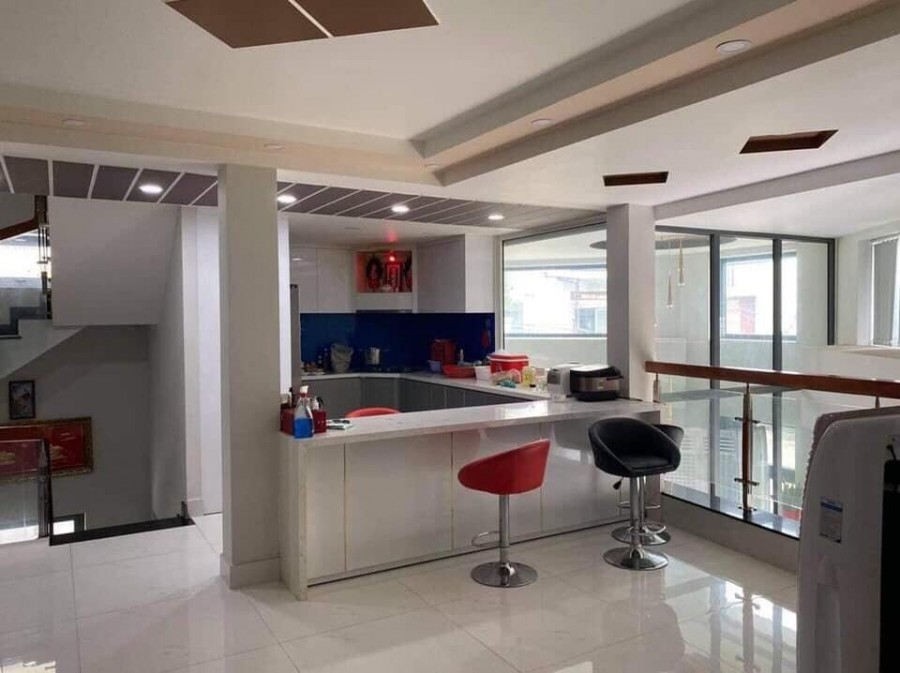BÁN GẤP NHÀ ĐẸP LUNG LINH Ngang 10m, Lô Góc 2 mặt tiền, 5 Tầng, 75m2, 12 Tỷ.