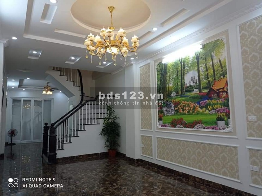 NHÀ MỚI ĐEP THẠCH BÀN - LONG BIÊN - GẦN AOEN