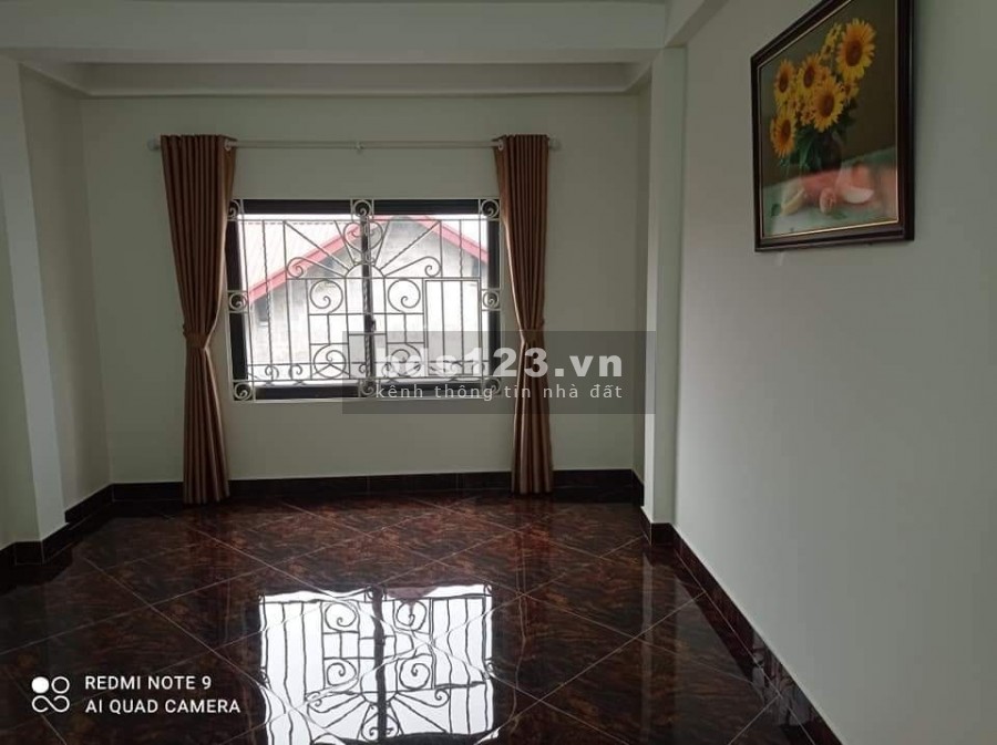 NHÀ MỚI ĐEP THẠCH BÀN - LONG BIÊN - GẦN AOEN