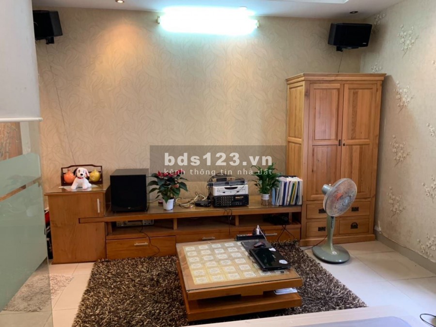 Gấp bán Villa Miệt Vườn Khu Bình Lợi dt 100m2 giá 10.8 tỷ