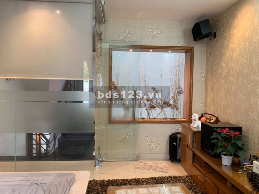 Gấp bán Villa Miệt Vườn Khu Bình Lợi dt 100m2 giá 10.8 tỷ