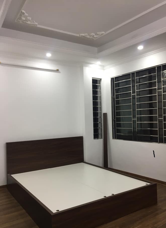 Bán nhà Minh Khai, Hai Bà Trưng, mới đẹp ở ngay 30m2 x 5T x 2.xx tỷ LH 0944267031