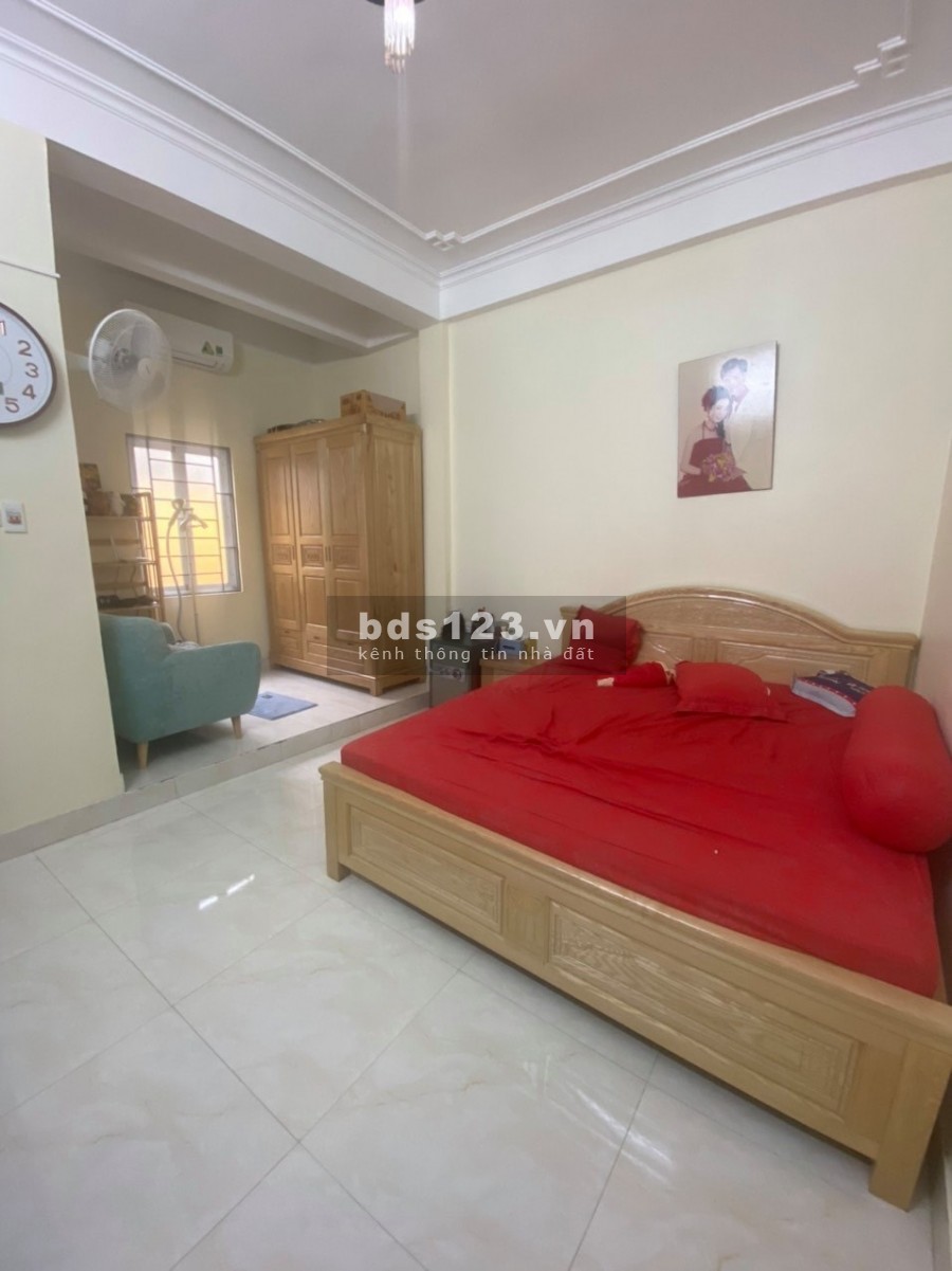 LÕI ĐỐNG ĐA GIÁP PHỐ CỔ NHÀ ĐẸP Ở LUÔN