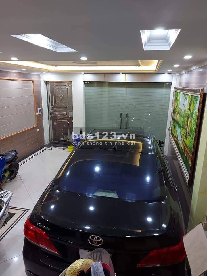 Nhà phố Văn La – Hà Đông, 5 Tầng MT 5x9m, vỉa hè, đường rộng, trung tâm, kinh doanh chỉ 6 tỷ. LH 0917432358