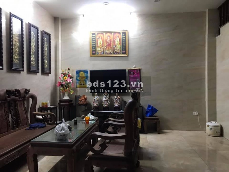 Bạch Mai ngõ ba gác thông KD 37m 5 tầng mt 5m