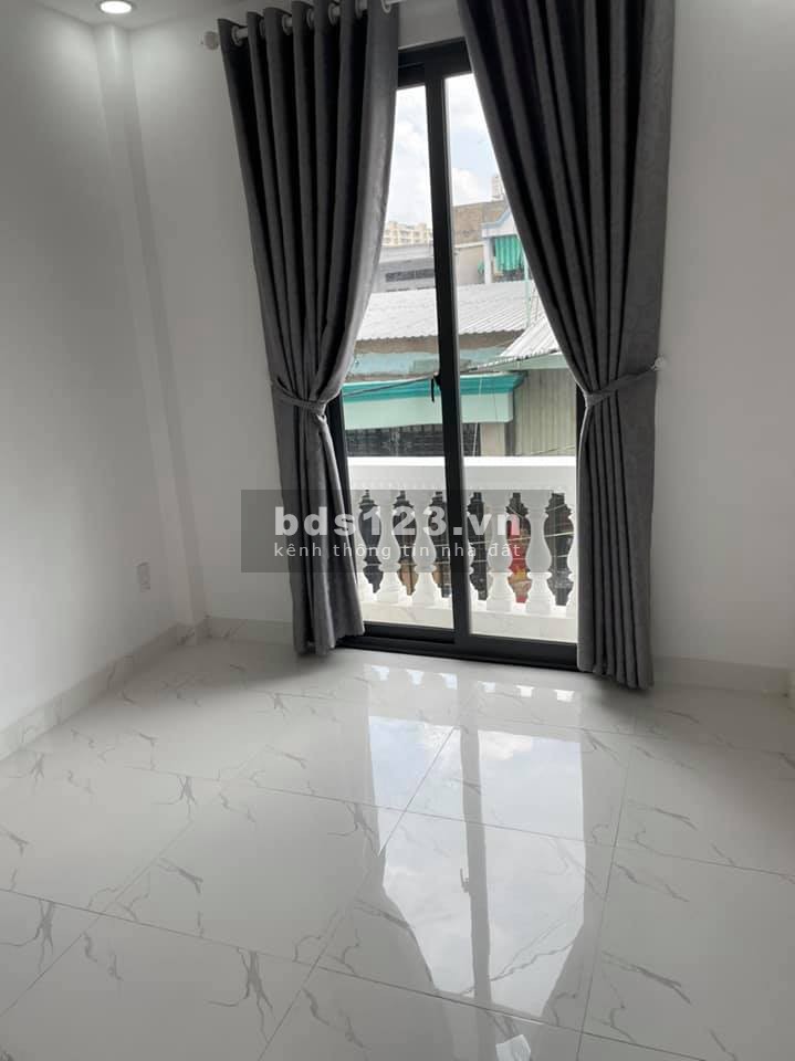 Bán Nhà mới ở ngay HXH 8m Phan Huy Ích P14 GV, (3x8)m 2Tầng chỉ 3Tỷ