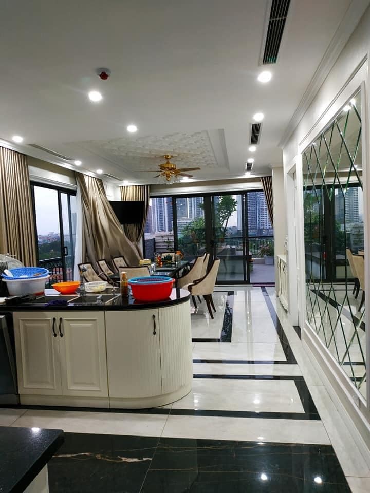 Bán khách sạn Hàng Bông 50m2 x 8 tầng, Kinh doanh đỉnh, thang máy, tặng nội thất