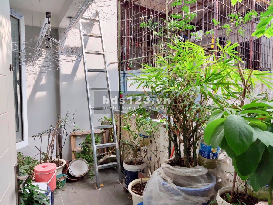 Bán Nhà Chuyển Chung Cư, Tặng Toàn Bộ Nội Thất, Nhà Đẹp Ở Luôn. Giá nhỉnh 4 tỷ