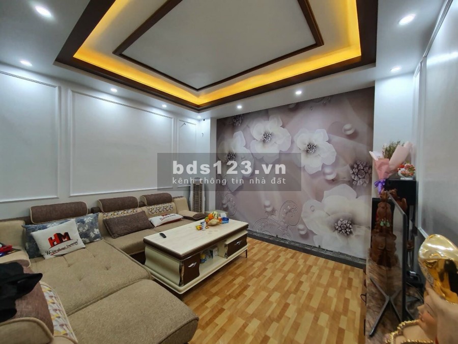Bán gấp nhà 4 tầng khu Đồng Tâm, Lạch Tray ô tô vào tận nhà