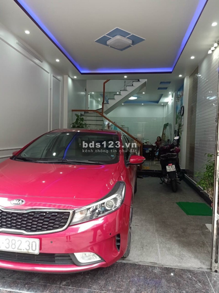 Bán gấp nhà 4 tầng khu Đồng Tâm, Lạch Tray ô tô vào tận nhà