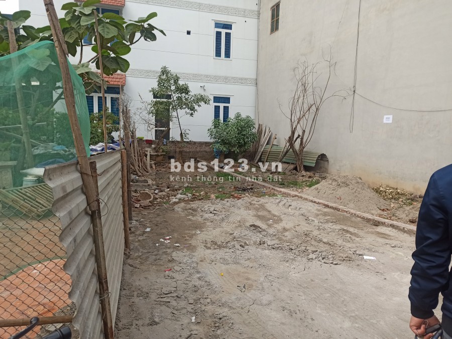 Bán đất Tây Mỗ 38M mặt tiền rộng thoáng trước đất rộng 3m giá đầu tư