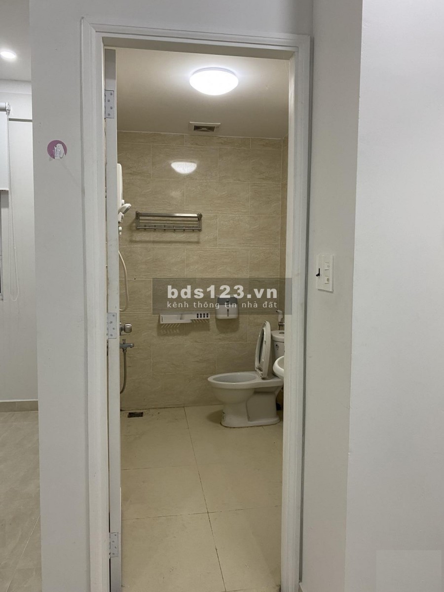 Cần cho thuê căn hộ Heaven RiverView ,Quận 8, diện tích 52m2, 1pn, có nội thất nhà mới lầu cao view đẹp. Gía 5.5tr/th. Liên hệ xem nhà 0934019634 Anh Luân