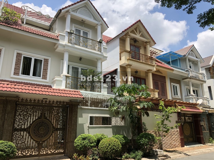 Cho thuê Nhà HXH đường Phan Văn Trị 8x16m Trệt 2L: Giá 25tr, phù hợp VPCT, SPA