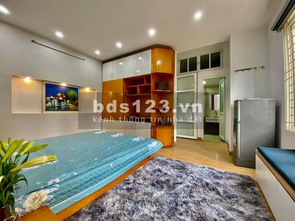 Nhà 5 Tầng Hồ Tùng Mậu, dt 55m2, Lô góc 2 mặt thoáng, Full Nội thất, Giá chỉ 5.95 Tỷ. LH 0961427470