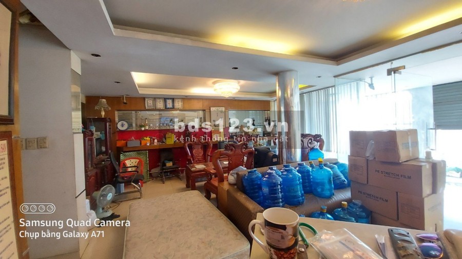 Bán khách sạn đã chuyển qua làm Phòng trọ