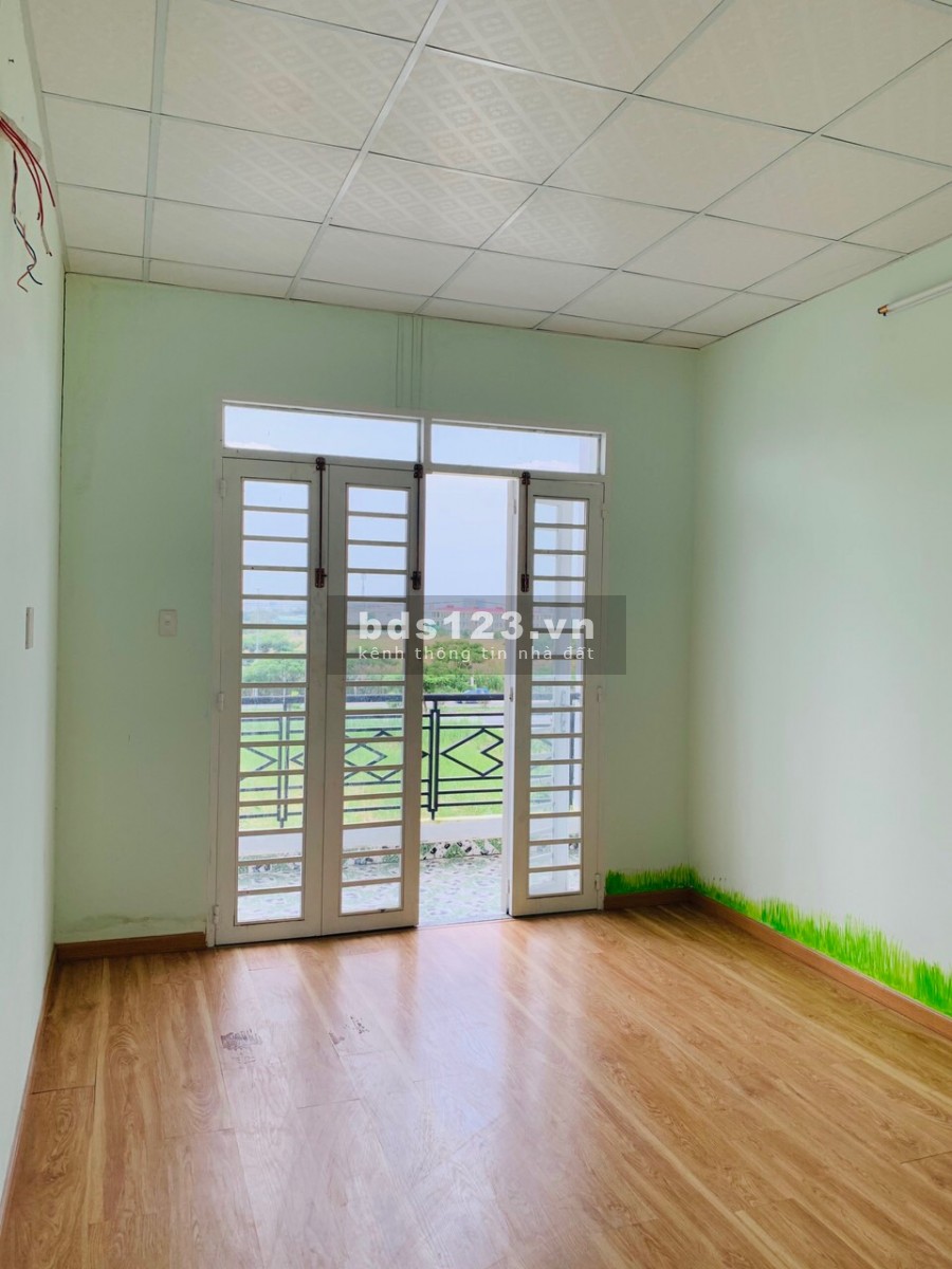Bán nhà sổ hồng chung đường D4 Phạm Hùng xã Phước Lộc Nhà Bè