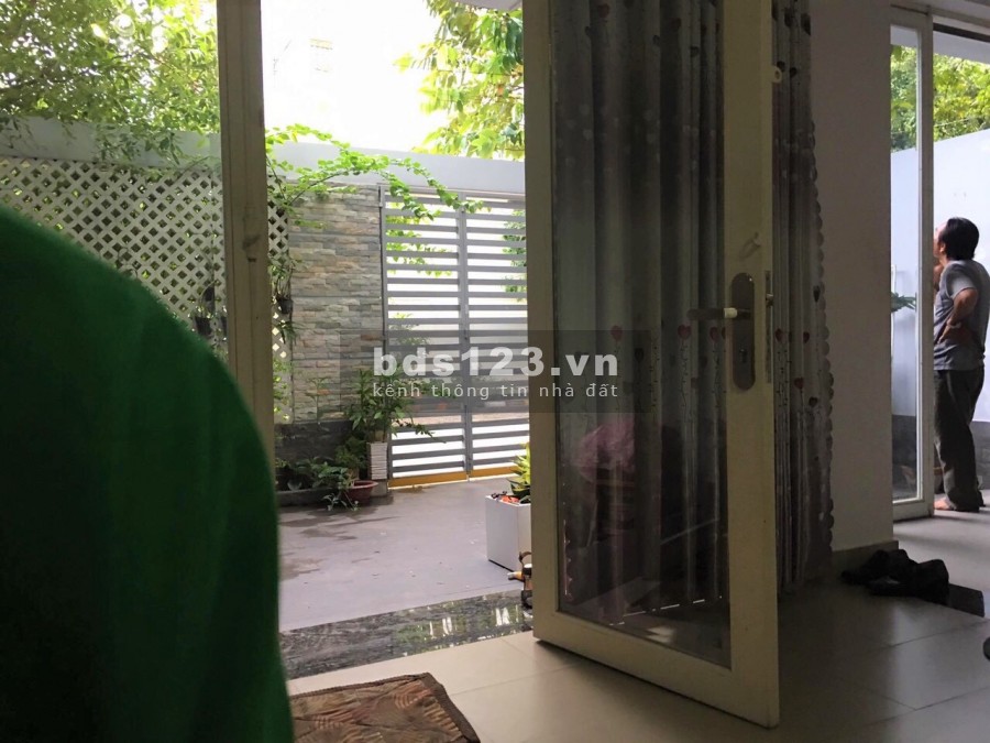 Bán gấp Biệt Thự 8x20m, ngay công viên Cao Lỗ P4Q8