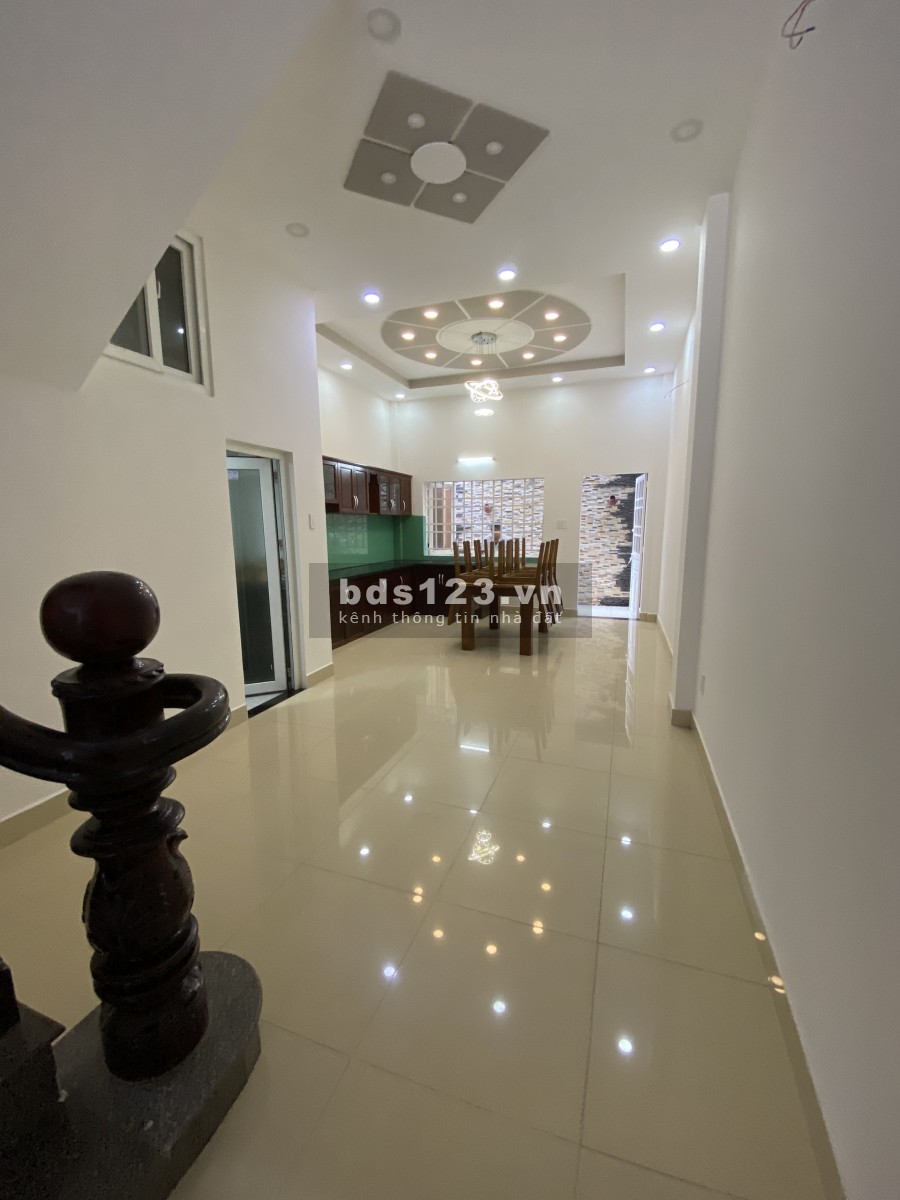 MT Trục 4.2x22 Trệt 3Lầu 6PN 6WC Giá 25Tr/th