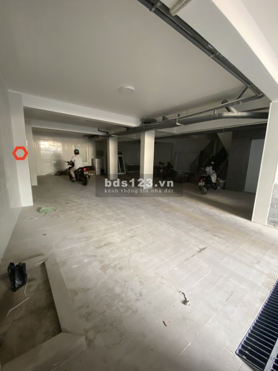 CHDV Xô Viết Nghệ Tĩnh 12x23m, Hầm 6tầng. 48pn có gác.