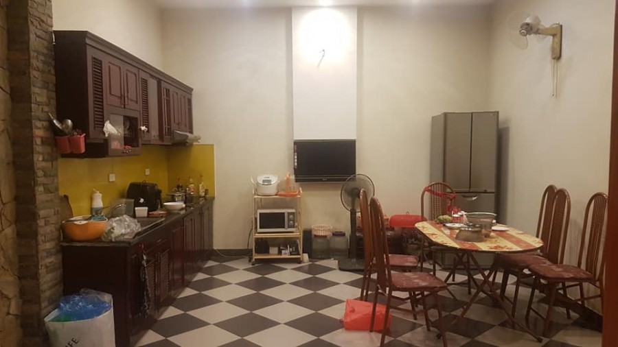 Bán Nhà 73m2, 4 tầng ở mặt ngõ 68 Cầu Giấy, Kinh doanh đỉnh cao, ô tô đỗ cửa