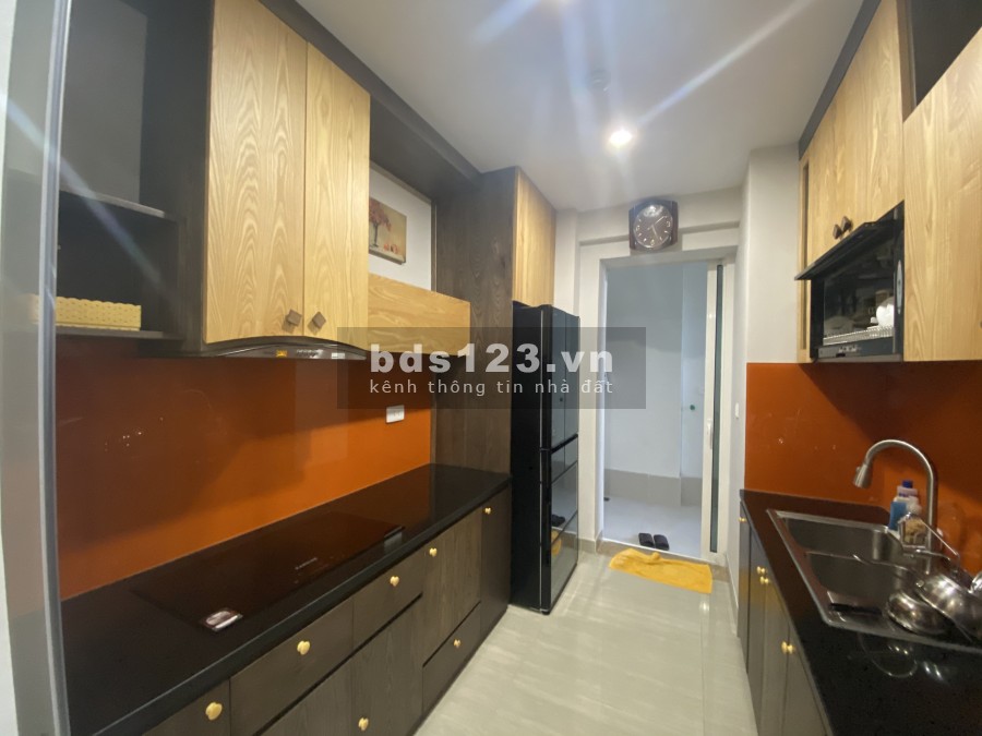 Bán căn hộ đủ đồ 114m2, 3PN tòa L4 Ciputra, view sân golf giá 6 tỷ. LH 0966286718 Ms Lý