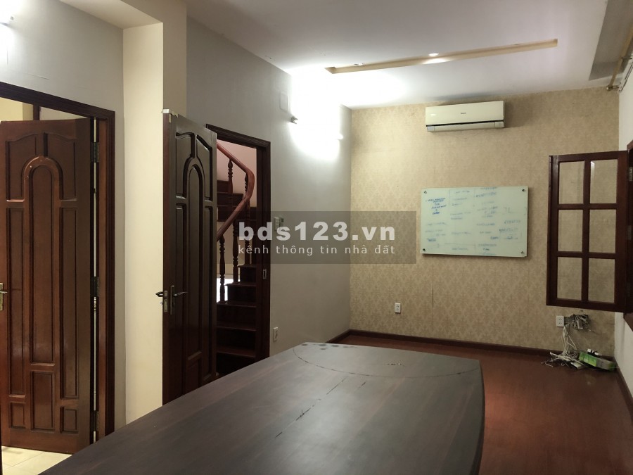Cho thuê Nhà HXH đường Phan Văn Trị 8x16m Trệt 2L: Giá 25tr, phù hợp VPCT, SPA