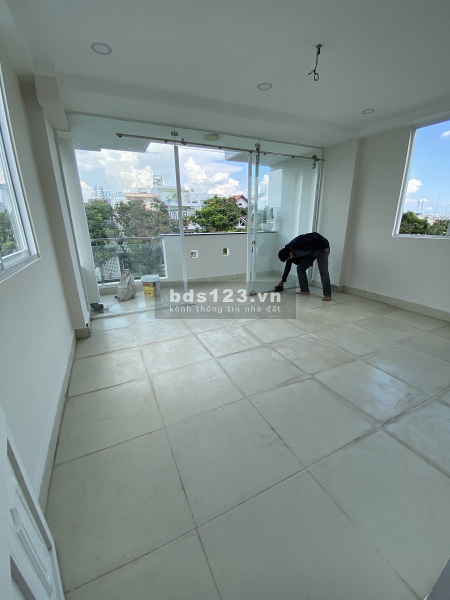 MT Trục 4.2x22 Trệt 3Lầu 6PN 6WC Giá 25Tr/th