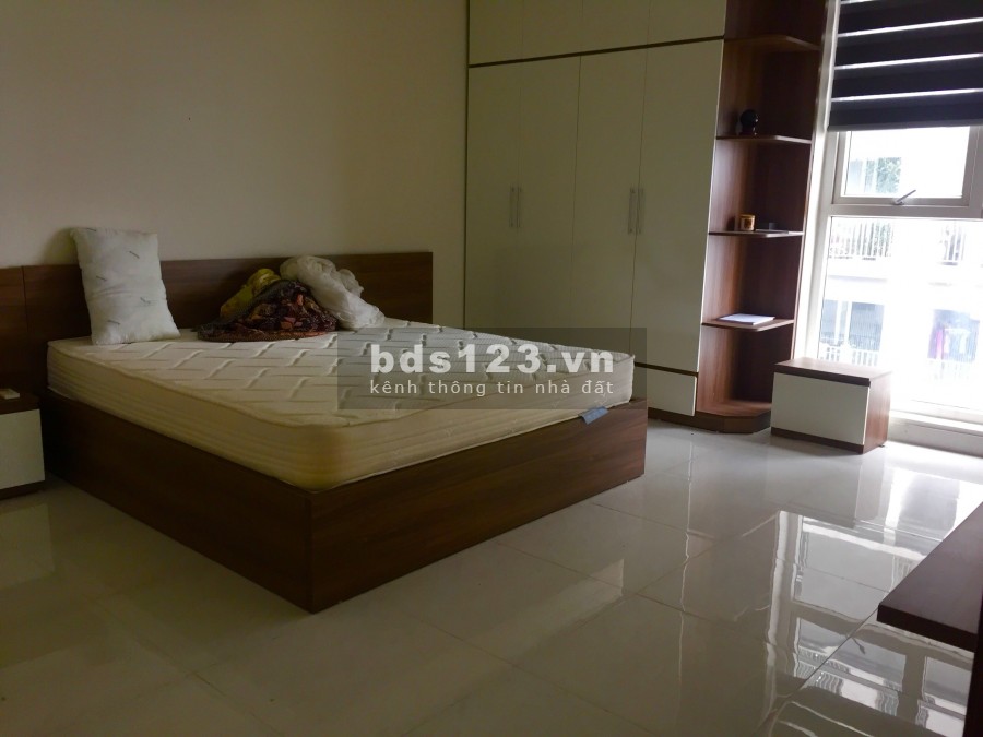 Bán căn Góc ngoại giao đoàn 3pn, 113.8m2, nội thất đầy đủ, Giá chỉ 36tr/m2.