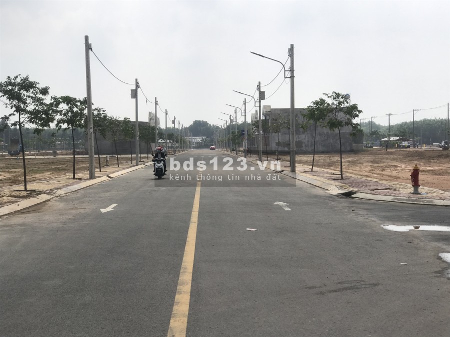 Bán đất lai Uyên bàu bàng 100m2 thổ cư fulll