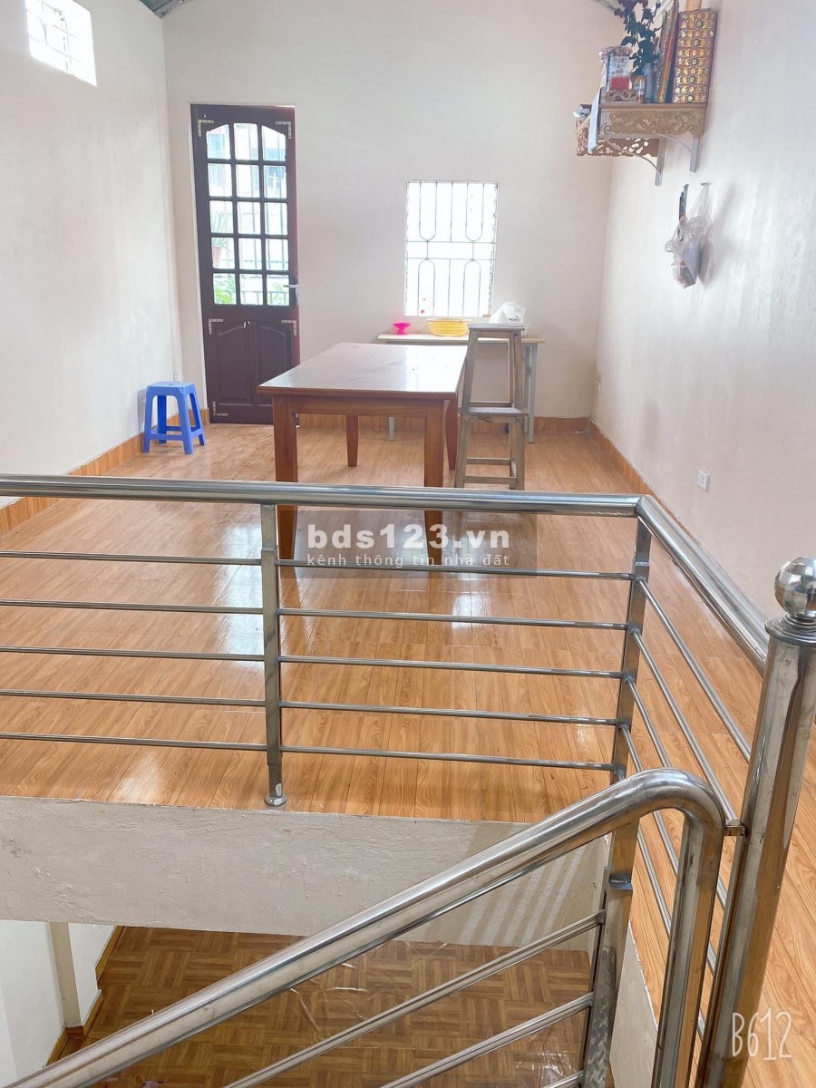 Bán nhà Phân Lô ngõ 421 Hoàng Quốc Việt, Nghĩa Đô 45m*5 Tầng 7PN . Ô tô đỗ cửa 7,7 tỷ 0988296228