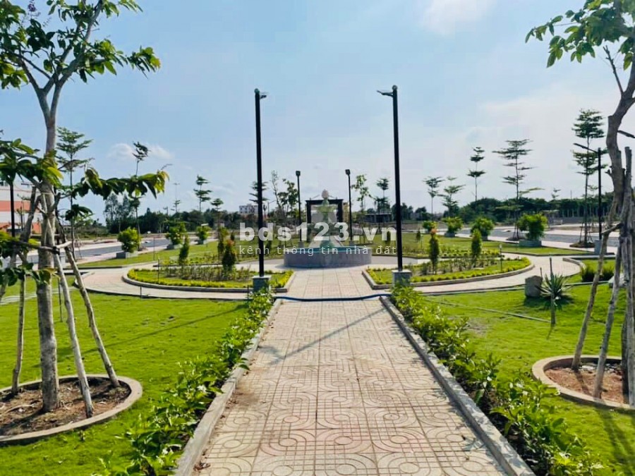 Đất mặt tiền quốc lộ 50 có sổ riêng từng nền