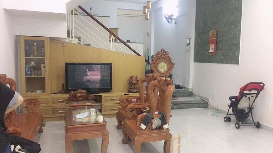 Bán nhà ngay ngã tư bốn xã Tân Phú, HXH, 77m2, 4T, 4PN giá 7.2 tỷ TL