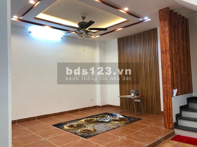 Bán nhà Phú Thượng ngõ thông ô tô đỗ cửa giá 3.3 tỷ