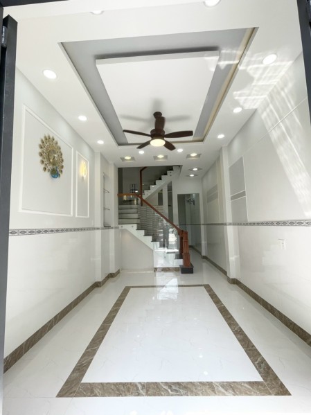 Cần tiền bán gấp nhà HXH Dương Đình Nghệ, P.8, Quận 11